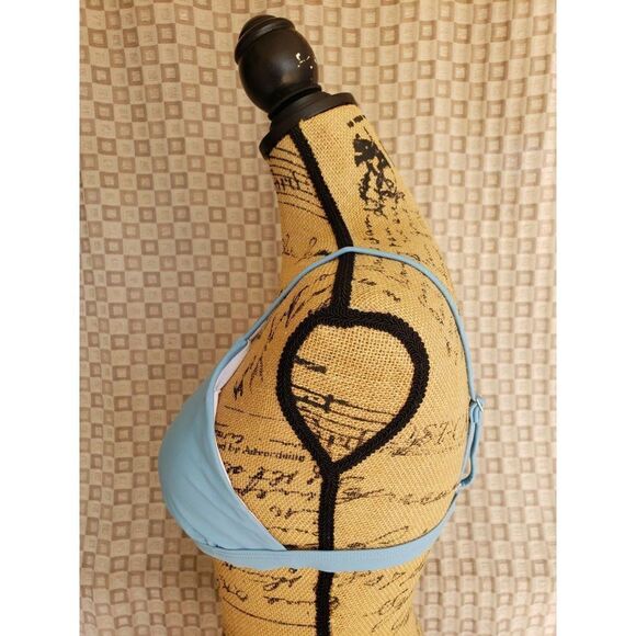 Cupshe Bikini Hollow out Criss Cross Sky Blue Padded Bikini Top Medium NWT - Picture 6 of 7